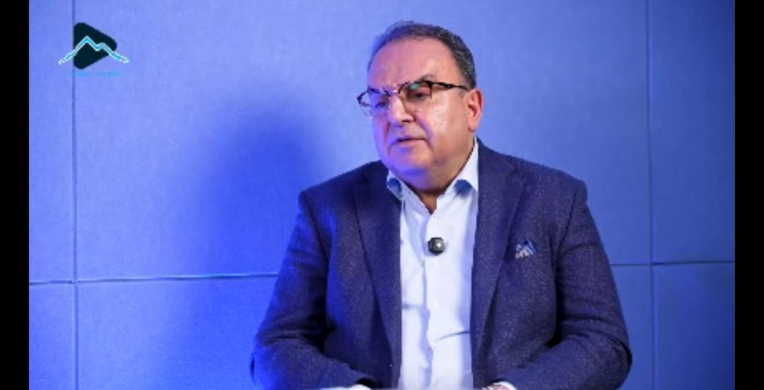 بازار را آزاد بگذارید!