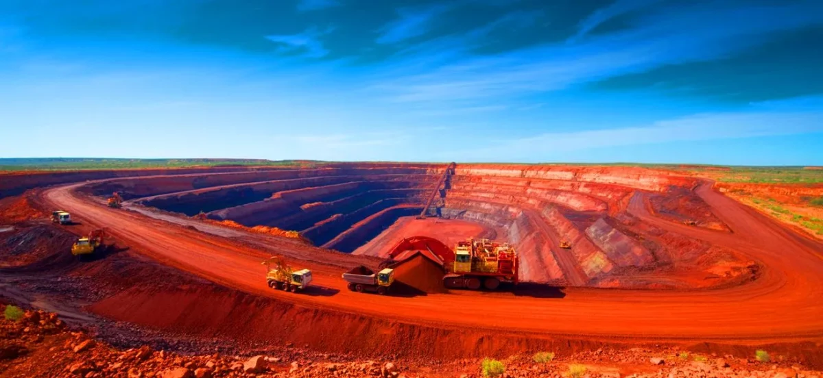 «نبض بازار» گزارش میدهد: صادرات سنگآهن برای سودجویی نیست، بلکه بهواسطهی تحریم محصولات میانی است