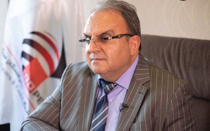 برخی کارخانه‌ها در آستانه تعطیلی قرار گرفته یا تعطیل شده‌اند؛ پیامد اختلال در مسیر دریایی تجارت خارجی | جعفری طهرانی: اقتصاد ایران تحمل جنگ فرسایشی را ندارد | شوک‌های جدی‌تر در راه است اگر…